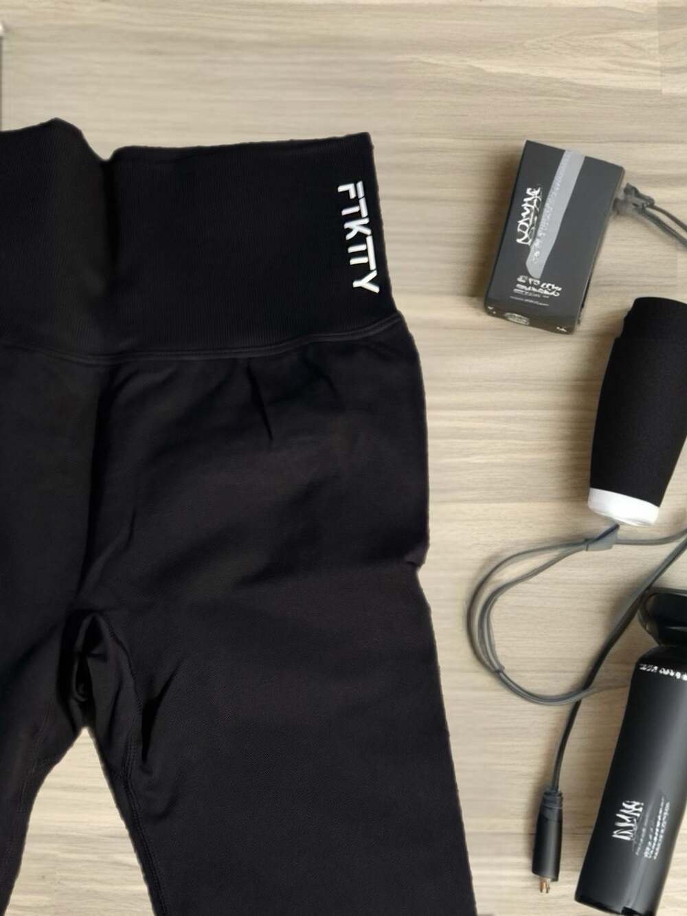 FTKTTY Women's Black High Waisted Seamless Butt Scrunched Yoga Leggings